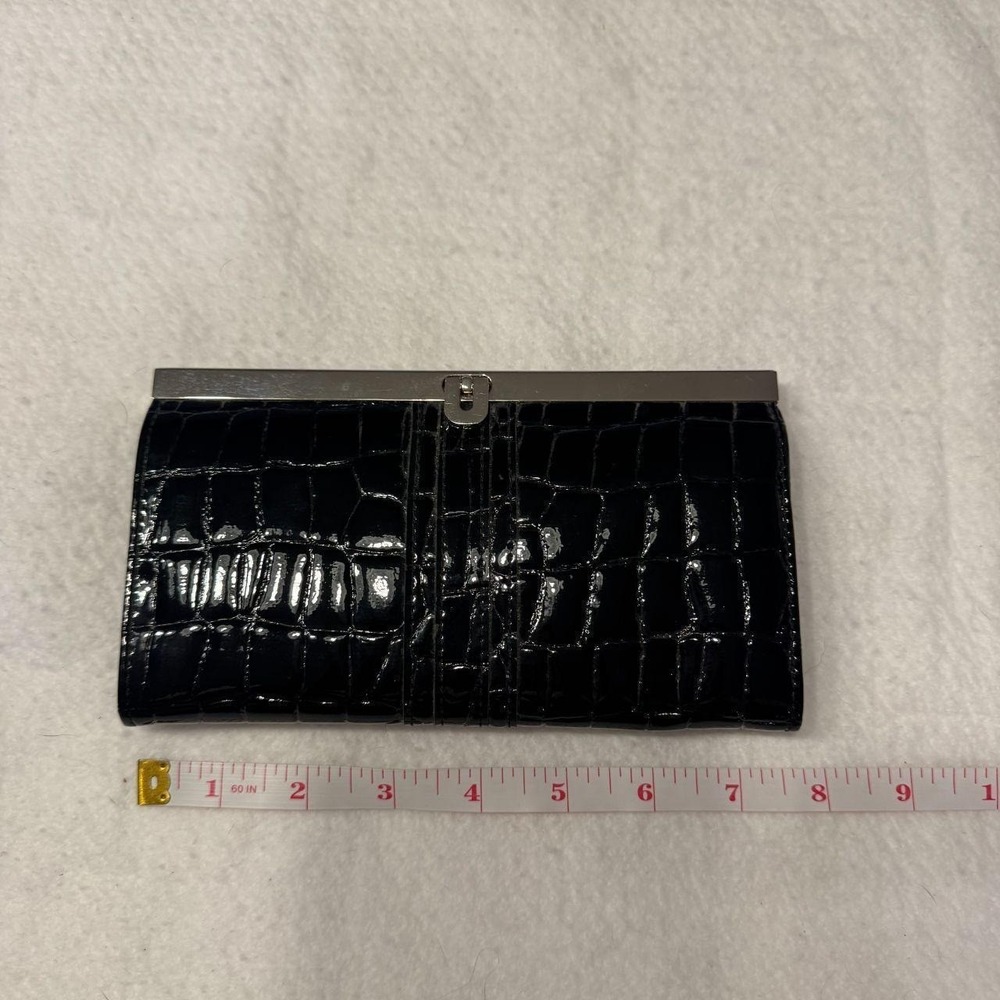 Black Crocodile‑Embossed Faux Leather Clutch Silver Toned Frame EUC - Picture 7 of 8